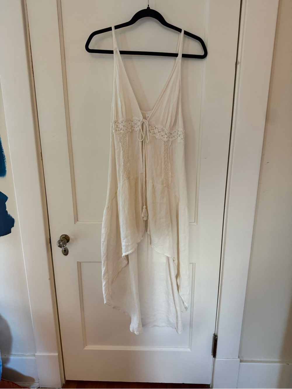 Cream Lace-Trim V-Neck tunic